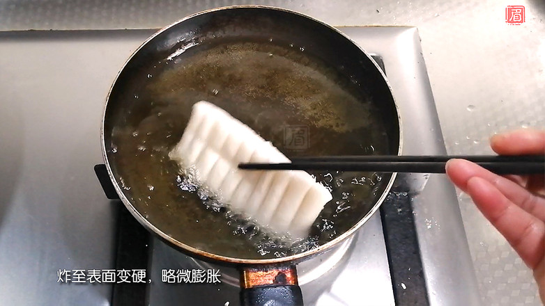 上海經(jīng)典小吃豬排年糕的做法-酸甜味炸菜譜-易網(wǎng)健康養(yǎng)生網(wǎng) 上海經(jīng)典小吃豬排年糕的做法-酸甜味炸菜譜