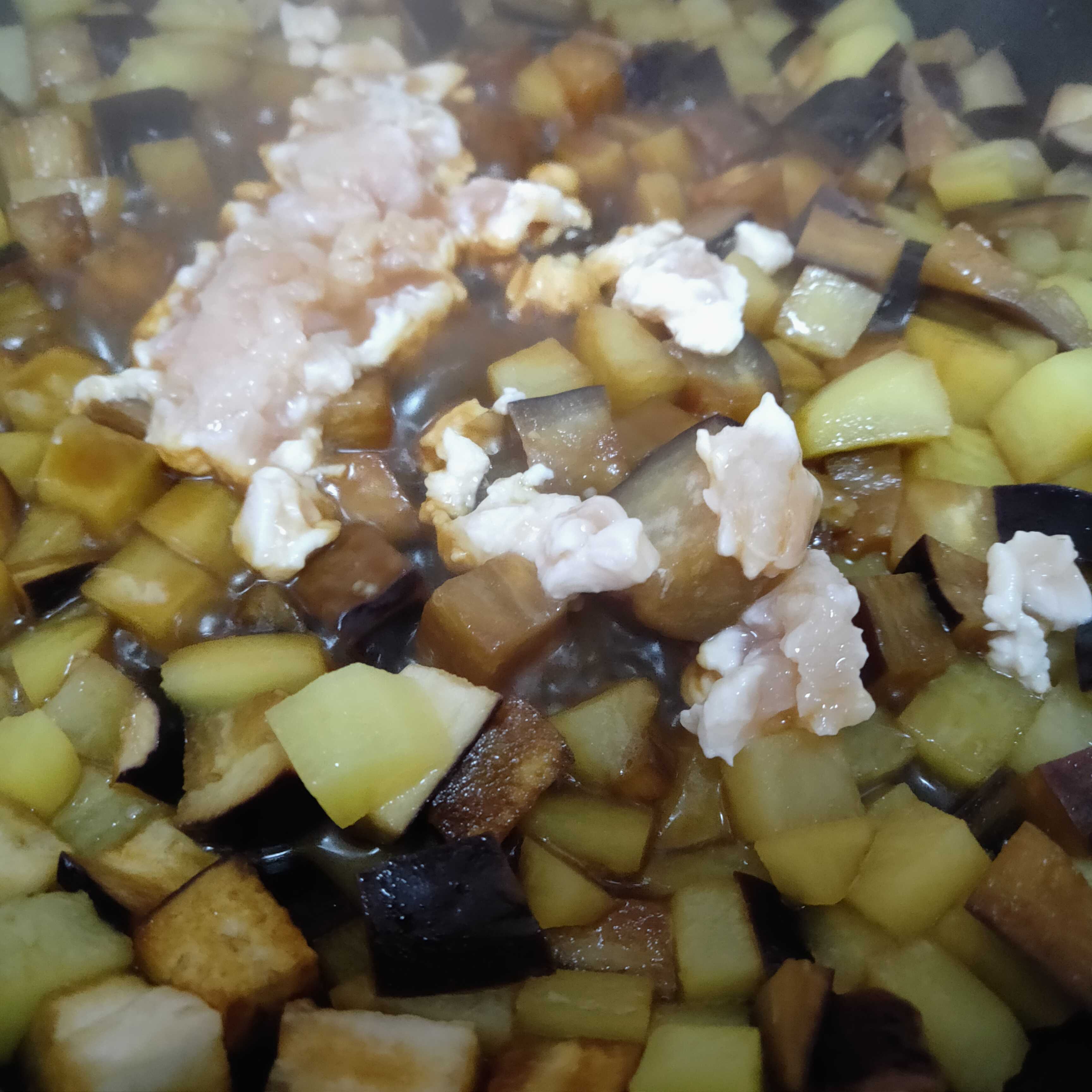 茄子燉土豆的做法-咸鮮味炒菜譜-易網健康養生網 茄子燉土豆的做法-咸鮮味炒菜譜