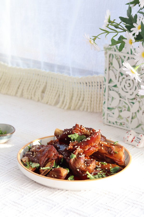 紅燜羊排,新年宴客菜這個真的可以有!的做法-家常味燉菜譜-易網健康養生網 紅燜羊排,新年宴客菜這個真的可以有!的做法-家常味燉菜譜