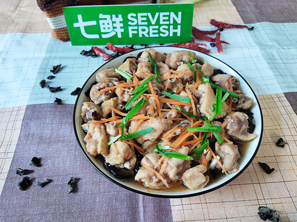 木耳蒸雞翅的做法-咸鮮味蒸菜譜