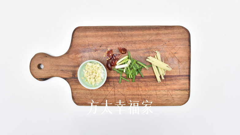 川香姜辣鯽魚的做法-麻辣味煮菜譜-易網健康養生網 川香姜辣鯽魚的做法-麻辣味煮菜譜