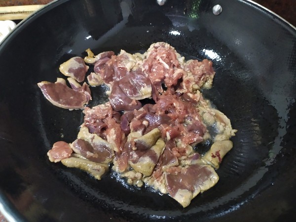 潮汕咸菜炒肉的做法-家常味炒菜譜