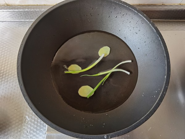 鮮嫩白灼蝦的做法-咸鮮味灼菜譜-易網健康養生網 鮮嫩白灼蝦的做法-咸鮮味灼菜譜