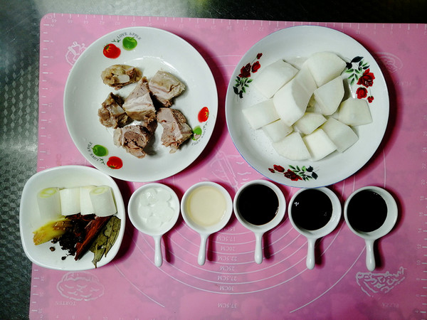 簡易羊肉煲的做法-咸鮮味燉菜譜-易網(wǎng)<a href=http://m.logojc.com/ target=_blank class=infotextkey>健康養(yǎng)生</a>網(wǎng) 簡易羊肉煲的做法-咸鮮味燉菜譜