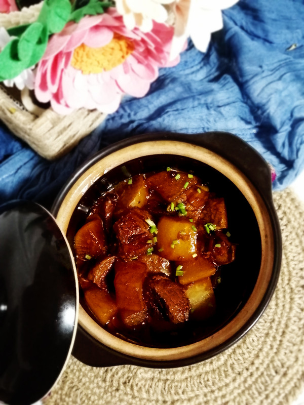 簡易羊肉煲的做法-咸鮮味燉菜譜-易網(wǎng)健康養(yǎng)生網(wǎng) 簡易羊肉煲的做法-咸鮮味燉菜譜