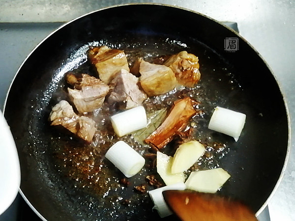 簡易羊肉煲的做法-咸鮮味燉菜譜-易網(wǎng)健康養(yǎng)生網(wǎng) 簡易羊肉煲的做法-咸鮮味燉菜譜