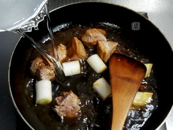 簡易羊肉煲的做法-咸鮮味燉菜譜-易網(wǎng)健康養(yǎng)生網(wǎng) 簡易羊肉煲的做法-咸鮮味燉菜譜