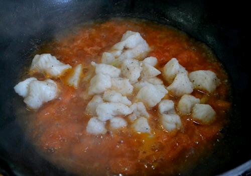 番茄龍利魚的做法-家常味煮菜譜