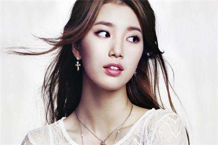 漂亮美女想要白皙肌膚,這些護理小竅門最重要-易網<a href=http://m.logojc.com/ target=_blank class=infotextkey>健康養生</a>網 漂亮美女想要白皙肌膚,這些護理小竅門最重要