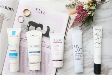 卸妝后的防曬霜使用步驟詳解 你都用對(duì)了嗎-易網(wǎng)健康<a href=http://m.logojc.com/jkys/ target=_blank class=infotextkey>養(yǎng)生</a>網(wǎng) 卸妝后的防曬霜使用步驟詳解 你都用對(duì)了嗎