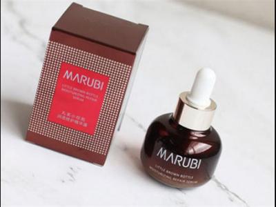 丸美小棕瓶和小黑瓶有什么區別 兩者功效不同