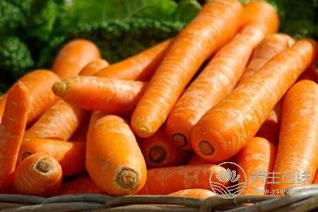 秋季皮膚干燥有哪些補水方法?