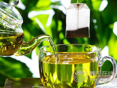 肥胖或致腦中風 春季減肥三大食物 肥胖或致腦中風 春季減肥三大食物