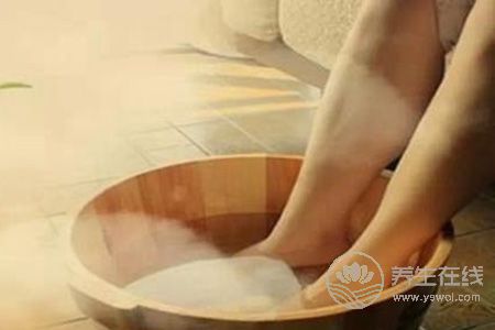 冬天手腳冷吃什么食物好? 冬天手腳冷吃什么食物好?