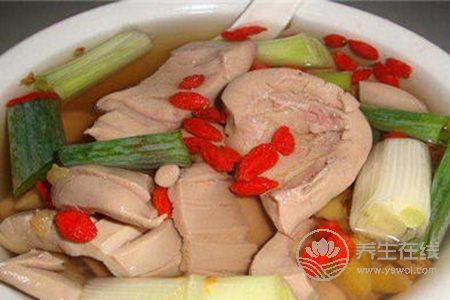 夏季手腳出汗該吃什么食物? 夏季手腳出汗該吃什么食物?
