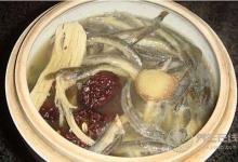 早秋皮膚養血潤燥喝泥鰍紅棗湯