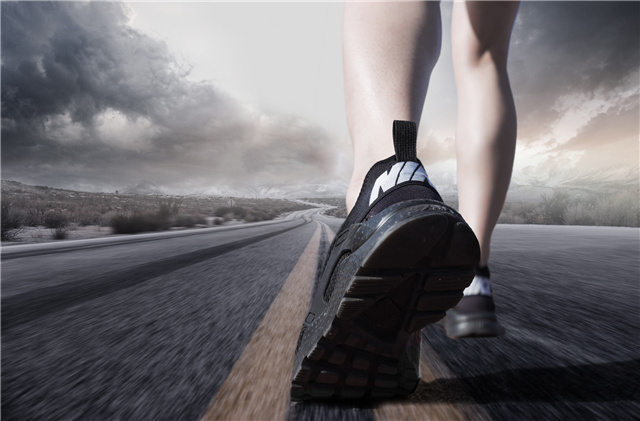 冬天晨跑后用洗澡嗎?這幾件事需要注意了!-易網<a href=http://m.logojc.com/ target=_blank class=infotextkey>健康養生</a>網 冬天晨跑后用洗澡嗎?這幾件事需要注意了!