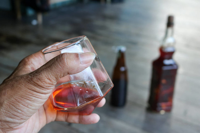 飲用藥酒中毒，原因就在雪上一支蒿