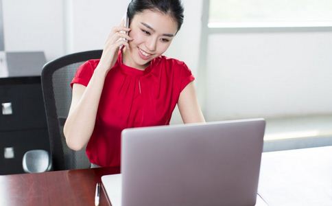 眼睛干澀怎么辦 眼睛發脹 青光眼 <a href=http://m.logojc.com/tags-白內障.html target=_blank class=infotextkey>白內障</a>