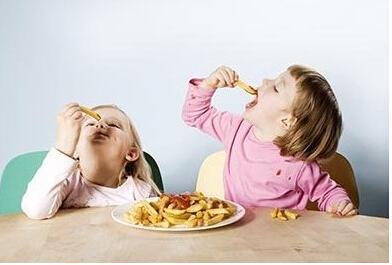 兒童視力下降應該吃什么？