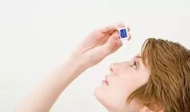 最傷眼睛的六大習(xí)慣