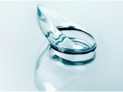 隱形眼鏡應如何保養？