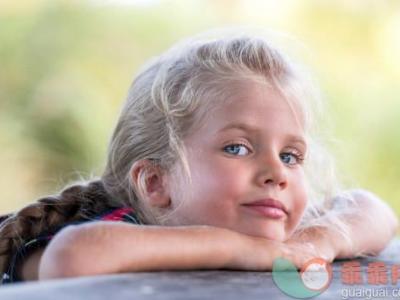 面對電腦愛眼護(hù)眼小常識