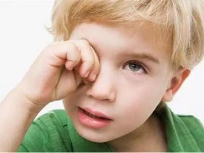 你知道孩子為什么喜歡眨眼睛嗎？