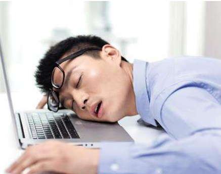 躺下心跳很重睡不著-易網(wǎng)健康<a href=http://m.logojc.com/jkys/ target=_blank class=infotextkey>養(yǎng)生</a>網(wǎng) 躺下心跳很重睡不著