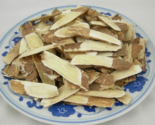 當歸黃芪泡水喝能去斑嗎