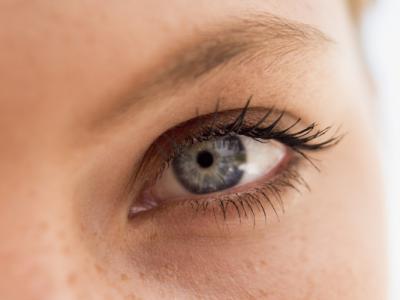 治療高度近視的偏方，經絡調理治近視