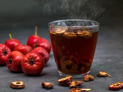 吃山楂會升高血糖嗎?干山楂片泡水喝能降血糖嗎